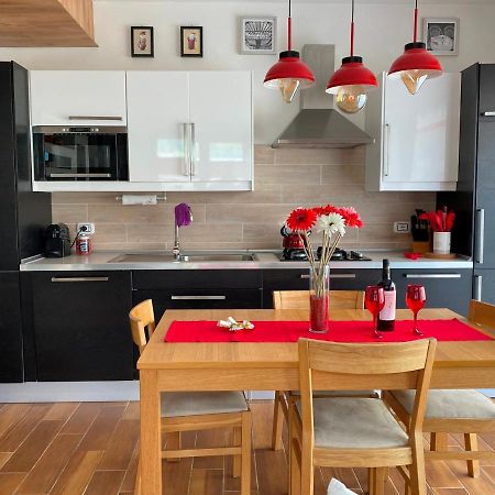 Nidi Del Faggio Rosso - Family Holiday Home Maresca Exteriör bild